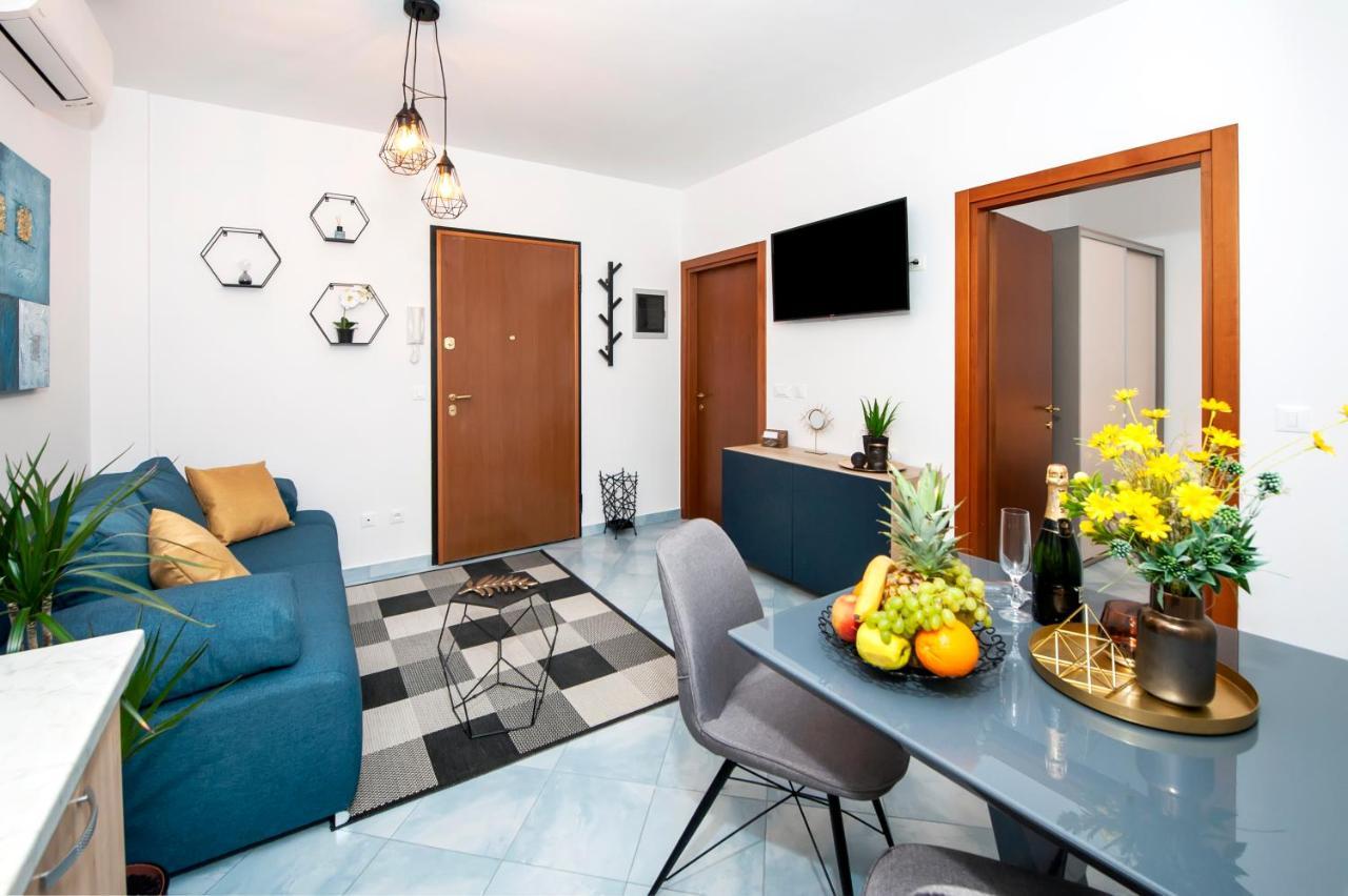 F&R Apartments II 로비니 외부 사진