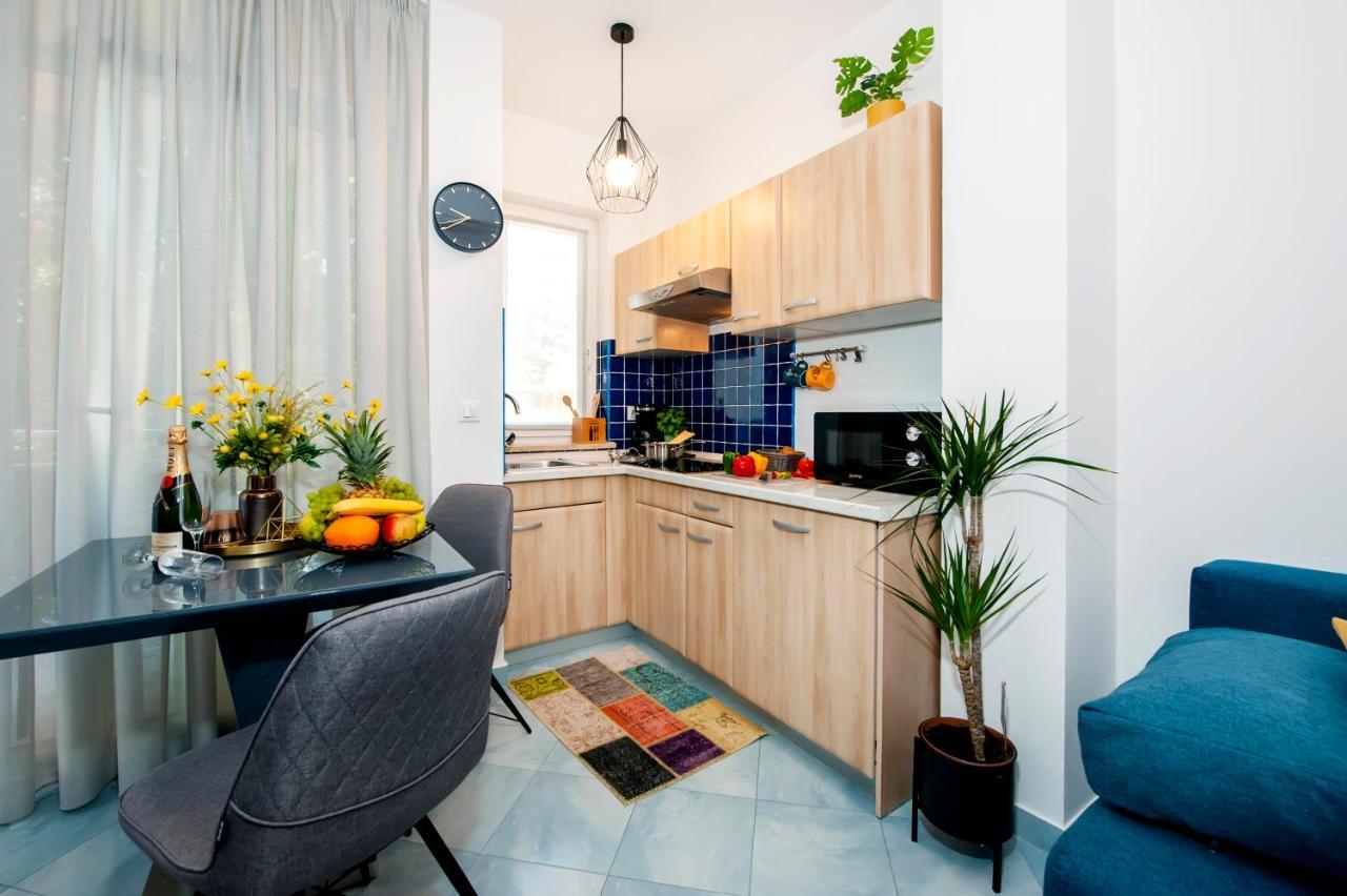 F&R Apartments II 로비니 외부 사진